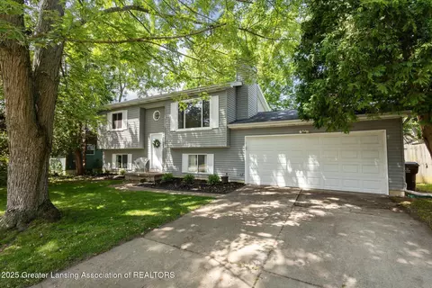 1539 Jacqueline Dr, Holt, MI 48842