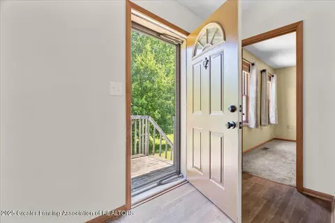 1313 W Alward Rd, Dewitt, MI 48820 photo 4