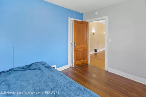 Bedroom - 2335 Harding Ave, Lansing, MI 48910 photo 2 of 4