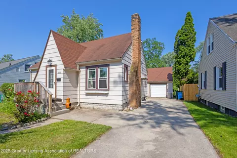 Exterior - 2335 Harding Ave, Lansing, MI 48910 photo 4 of 10