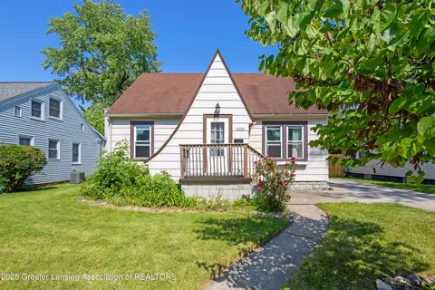 Exterior - 2335 Harding Ave, Lansing, MI 48910 photo 2 of 10
