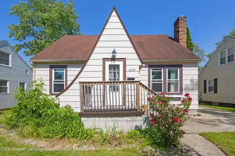 Exterior - 2335 Harding Ave, Lansing, MI 48910 photo 3 of 10