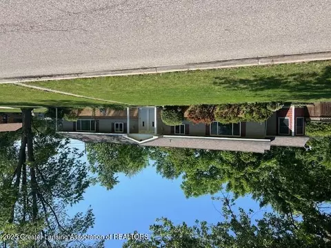 46104612 Tolland Ave, Holt, MI 48842