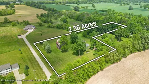 9840 W Herbison Rd, Eagle, MI 48822