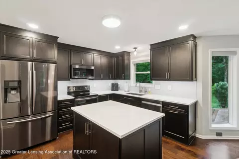 3901 W Howe Rd, Dewitt, MI 48820 photo 16