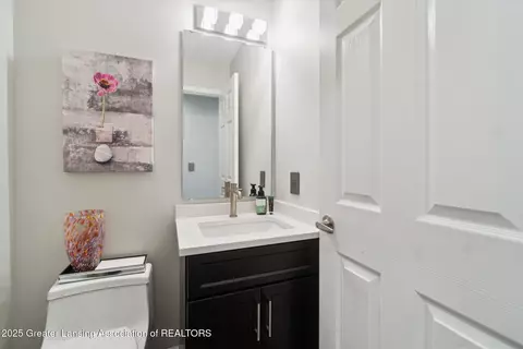 3901 W Howe Rd, Dewitt, MI 48820 photo 14