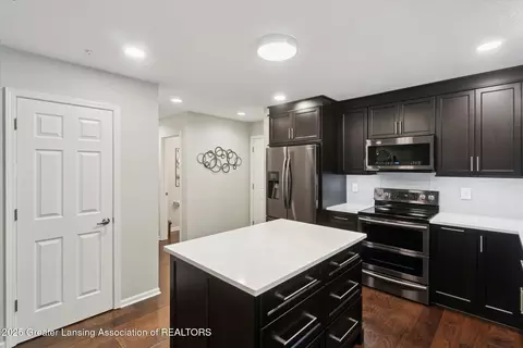 3901 W Howe Rd, Dewitt, MI 48820 photo 19
