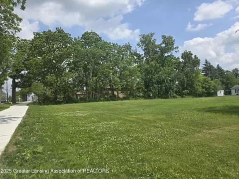 Undisclosed, Lansing, MI 48917 photo 2
