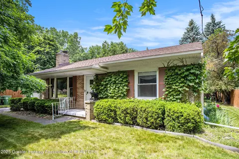 2782 Roseland Ave, East Lansing, MI 48823