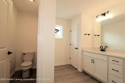 Bath - 612 Titanium Trl, Haslett, MI 48840 photo 2 of 3