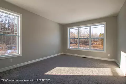 616 Magenta Ct, Haslett, MI 48840 photo 9