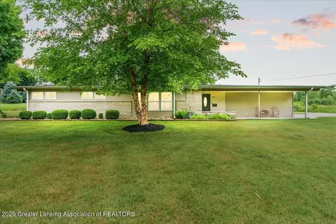17 Charles E Pl, Battle Creek, MI 49015