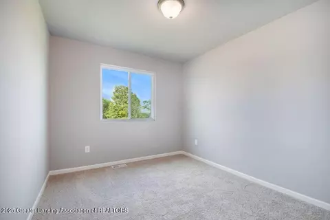 2905 Moccasin Dr, Dewitt, MI 48820 photo 21