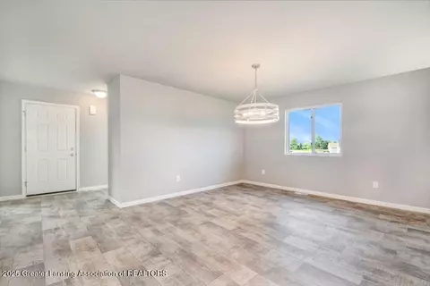 2905 Moccasin Dr, Dewitt, MI 48820 photo 10