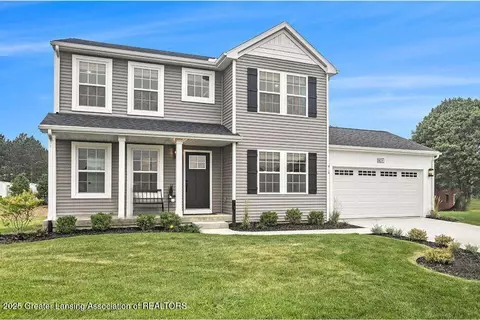 2905 Moccasin Dr, Dewitt, MI 48820 photo 2