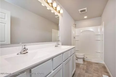 2905 Moccasin Dr, Dewitt, MI 48820 photo 19