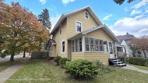 1201 Climax St, Lansing, MI 48912