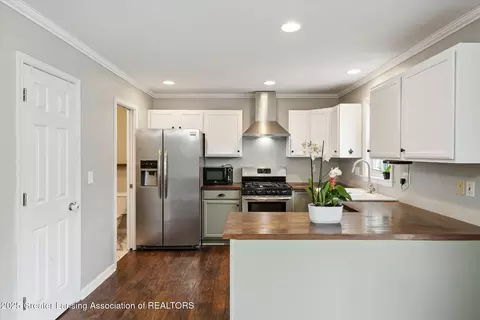 Other - 5913 Shaw St, Haslett, MI 48840 photo 7 of 17