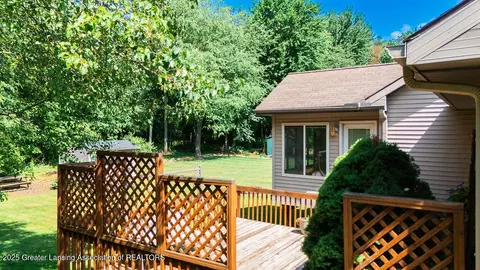 Exterior - 13900 Gk Drive Dr, Bath, MI 48808 photo 3 of 3