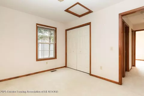 Bedroom - 13900 Gk Drive Dr, Bath, MI 48808 photo 3 of 4