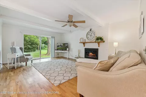Living - 2130 Belding Ct, Okemos, MI 48864 photo 4 of 6