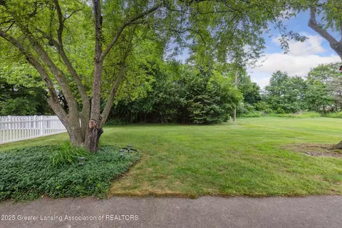Exterior - 2130 Belding Ct, Okemos, MI 48864 photo 3 of 8