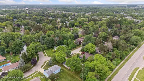 View/Area - 2130 Belding Ct, Okemos, MI 48864 photo 4 of 6