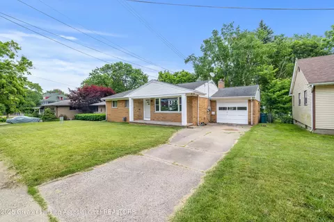 425 S Holmes St, Lansing, MI 48912