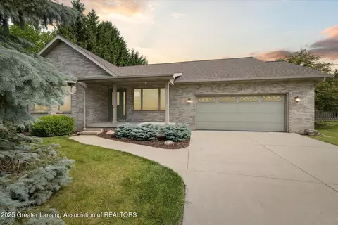 1268 Harrington Ln, East Lansing, MI 48823