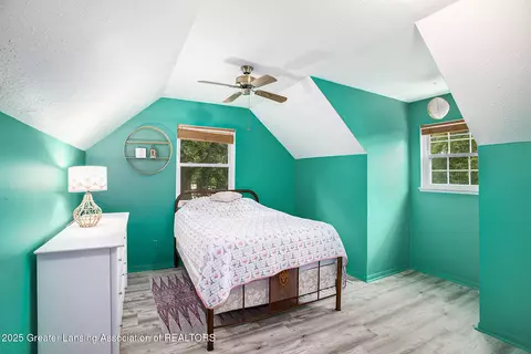 Bedroom - 1614 N Eifert Rd, Holt, MI 48842 photo 5 of 10