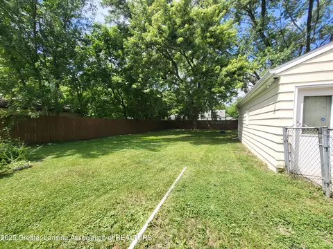 Exterior - 6910 Cooper Rd, Lansing, MI 48911 photo 3 of 7