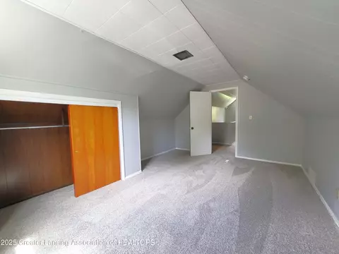 Bedroom - 6910 Cooper Rd, Lansing, MI 48911 photo 5 of 5