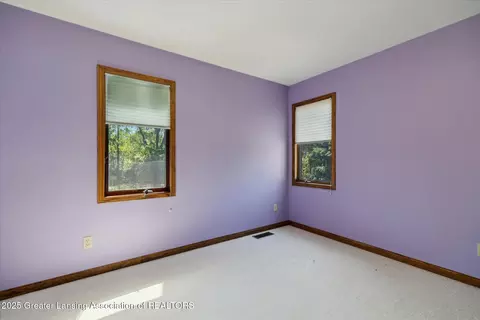 Bedroom - 4084 Hulett Rd, Okemos, MI 48864 photo 4 of 9