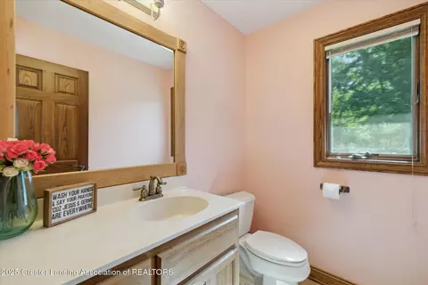 Bath - 4084 Hulett Rd, Okemos, MI 48864 photo 1 of 4