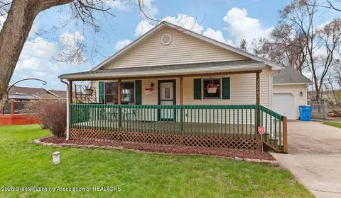 11161 Baker Rd, Jerome, MI 49249