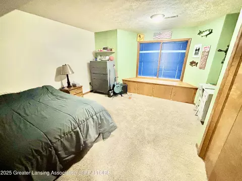 Bedroom - 1005 Turner Rd, Dewitt, MI 48820 photo 9 of 11