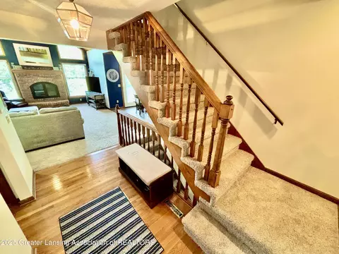 Entry Way - 1005 Turner Rd, Dewitt, MI 48820 photo 2 of 11