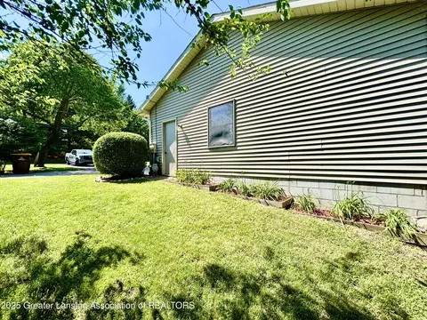 Exterior - 1005 Turner Rd, Dewitt, MI 48820 photo 12 of 12