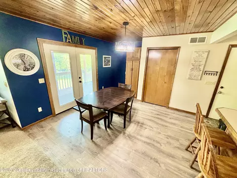 Dining - 1005 Turner Rd, Dewitt, MI 48820 photo 1 of 6