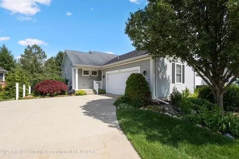 Exterior - 4163 Hamlet Cv, Bath, MI 48808 photo 2 of 9