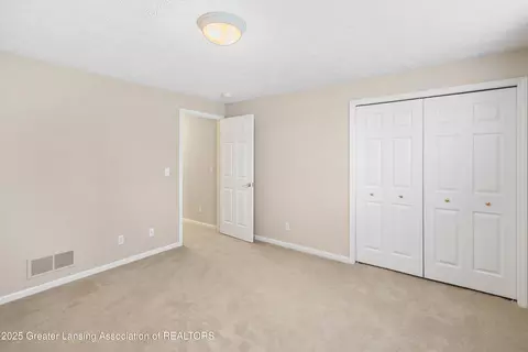Bedroom - 4163 Hamlet Cv, Bath, MI 48808 photo 7 of 7