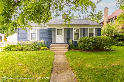 1432 Harvard Rd, East Lansing, MI 48823