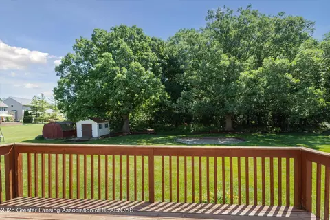Exterior - 12341 Burlingame Dr, Dewitt, MI 48820 photo 5 of 10