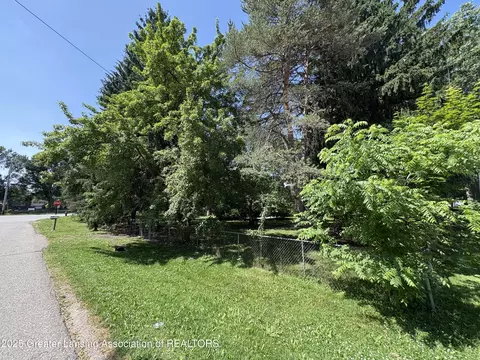 0 Lake Lansing Rd, East Lansing, MI 48906