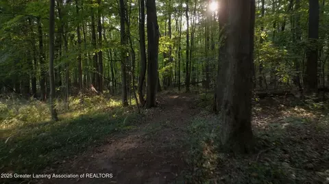 Entry Way - 1670 Milton Rd, Perry, MI 48872 photo 11 of 11