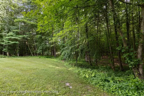 Exterior - 1670 Milton Rd, Perry, MI 48872 photo 14 of 16