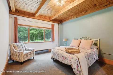 Bedroom - 1670 Milton Rd, Perry, MI 48872 photo 7 of 8