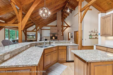 Kitchen - 1670 Milton Rd, Perry, MI 48872 photo 3 of 5