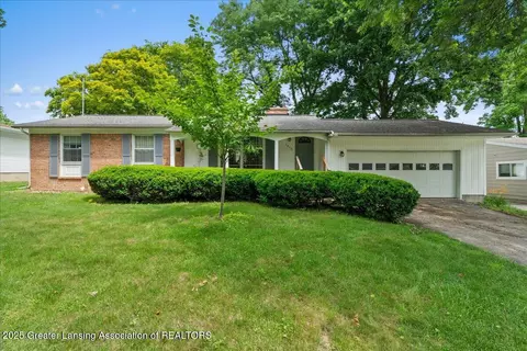 1613 Parkvale Ave, East Lansing, MI 48823