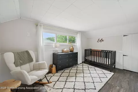 Bedroom - 409 E Higham St, Saint Johns, MI 48879 photo 5 of 6